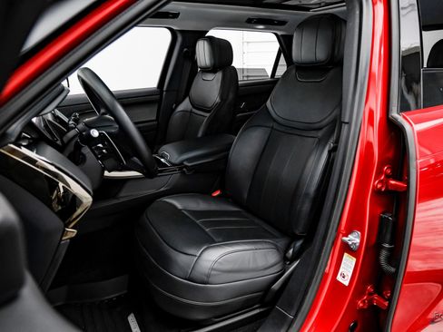 Used 2024 Land Rover Range Rover Sport SE image 31