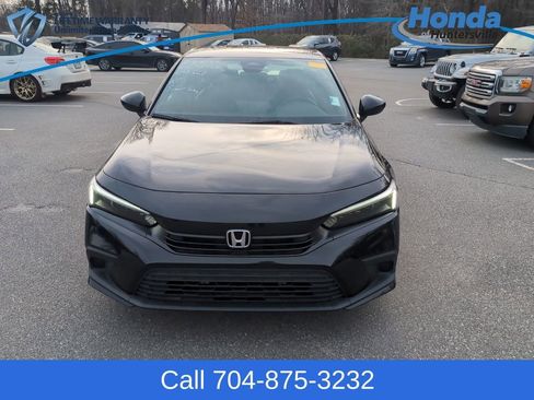 Used 2023 Honda Civic Sport image 2
