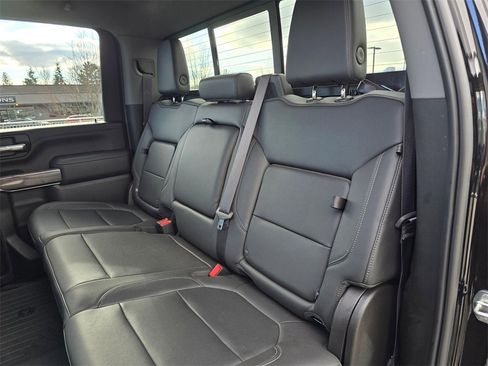 Used 2021 Chevrolet Silverado 2500 LTZ w/ LTZ Premium Package image 20