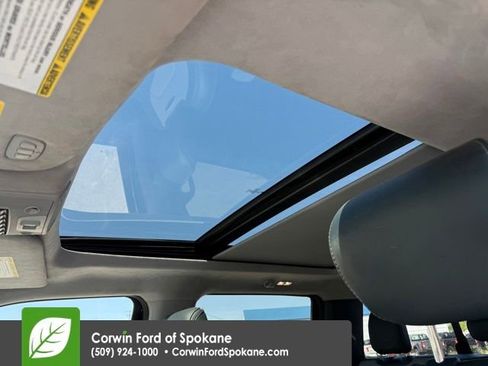 Certified 2022 Ford F450 Limited w/ FX4 Off-Road Package AWD/4WD image 38