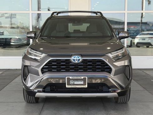 Certified 2022 Toyota RAV4 SE w/ Convenience Package AWD/4WD image 5