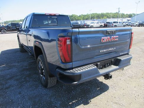 New 2026 GMC Sierra 3500 Denali w/ Denali Reserve Package AWD/4WD image 9