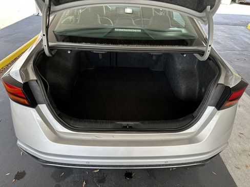 Used 2022 Nissan Altima 2.5 SR image 30