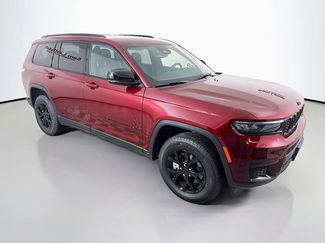 Used 2024 Jeep Grand Cherokee L Altitude video 1