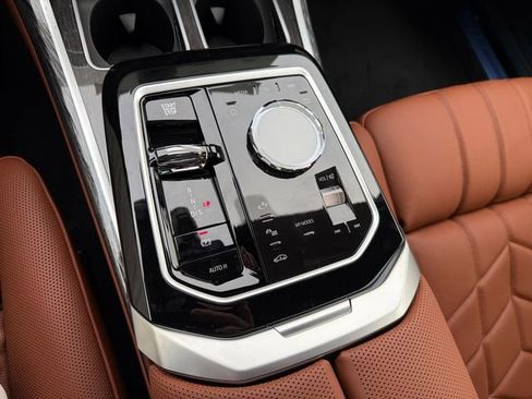 New 2026 BMW 760i xDrive image 21