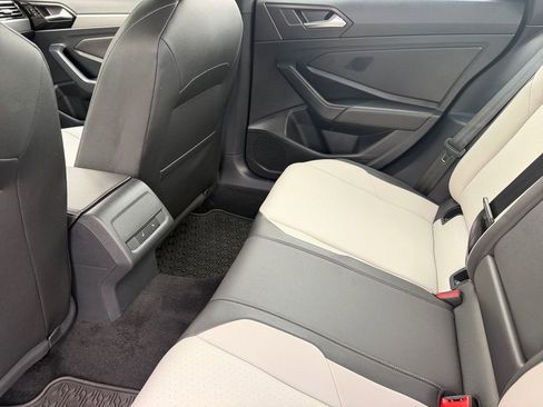 Used 2019 Volkswagen Jetta R-Line FWD image 14
