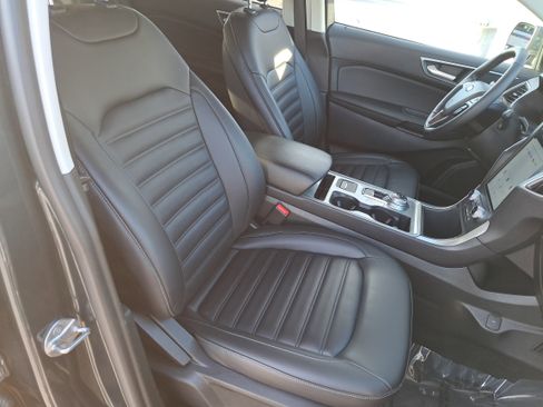 Used 2024 Ford Edge SEL image 10
