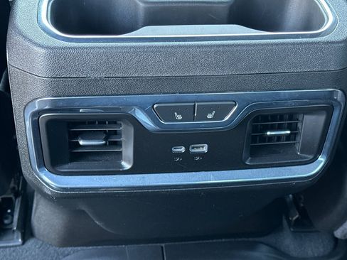 Used 2024 GMC Sierra 3500 Denali w/ Denali Reserve Package image 40