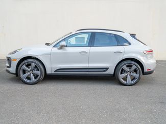 Certified 2025 Porsche Macan video 2