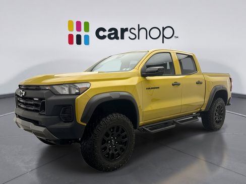 Used 2023 Chevrolet Colorado Trail Boss w/ Technology Package image 1