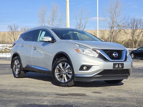 Used 2017 Nissan Murano SL image 2