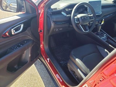 New 2026 Jeep Compass Limited AWD/4WD image 13