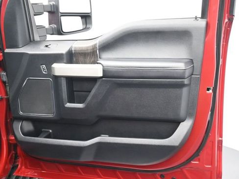 Used 2021 Ford F350 Lariat w/ Tremor Off-Road Package image 29