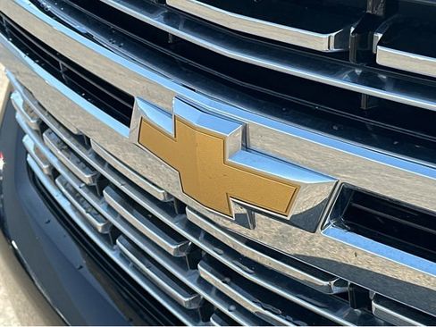Certified 2024 Chevrolet Tahoe Premier AWD/4WD image 36