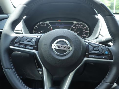 Used 2019 Nissan Altima 2.5 SV FWD image 20