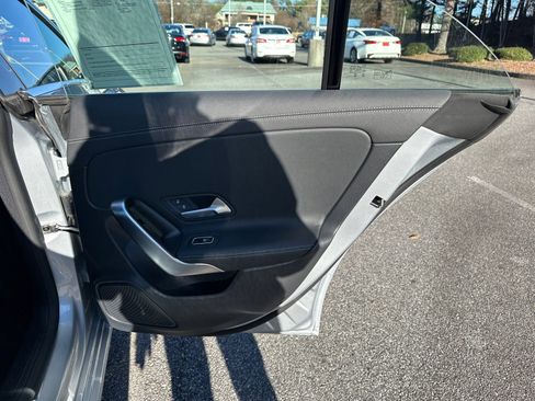 Used 2025 Mercedes-Benz CLA 250 image 16
