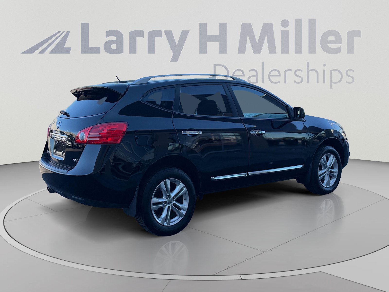 Used 2013 Nissan Rogue SV FWD image 5