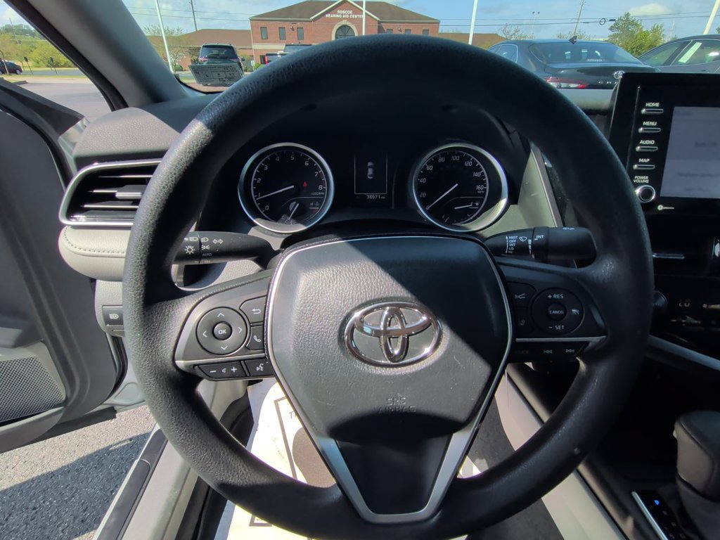 Used 2024 Toyota Camry LE FWD image 15
