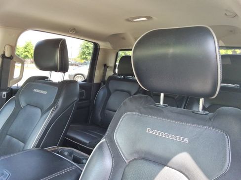 Used 2019 RAM 1500 Laramie RWD image 25