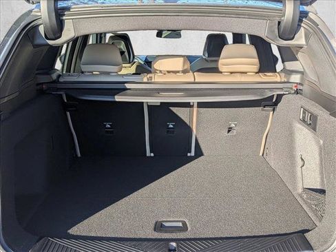 Used 2025 BMW X3 xDrive30i w/ Premium Package image 6