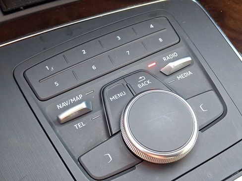 Used 2019 Audi Q5 2.0T Premium w/ Convenience Package image 25