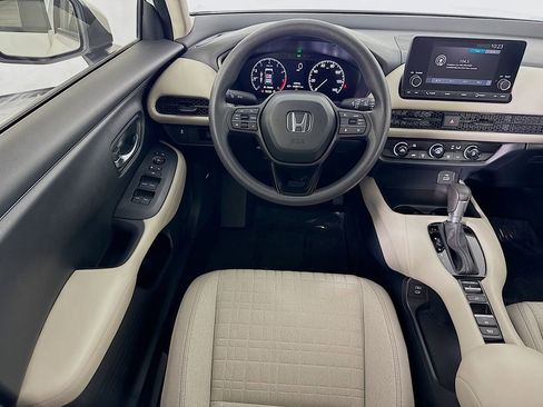 Used 2025 Honda HR-V LX image 27