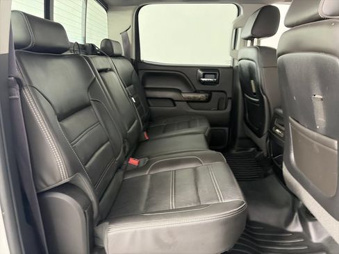 Used 2015 GMC Sierra 2500 Denali w/ Duramax Plus Package AWD/4WD image 28