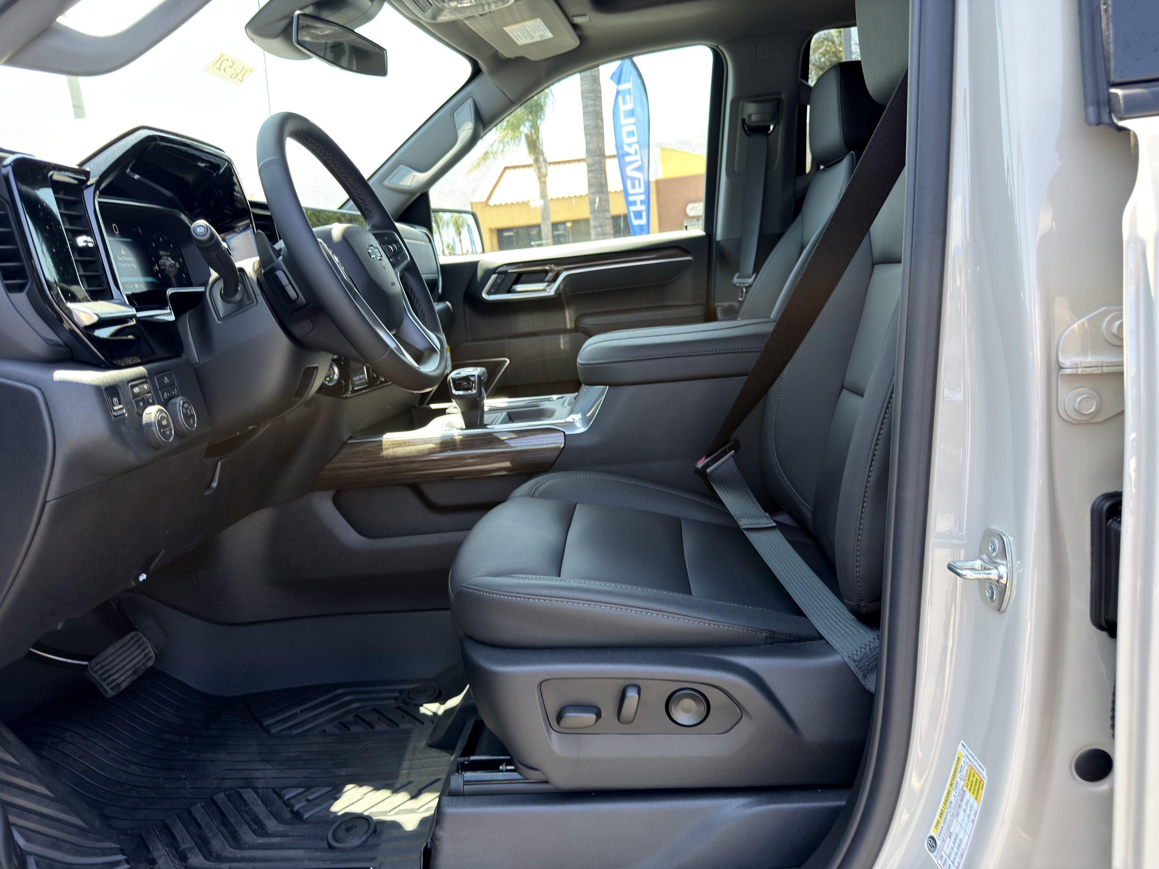 New 2026 Chevrolet Silverado 1500 RST w/ Convenience Package II AWD/4WD image 28