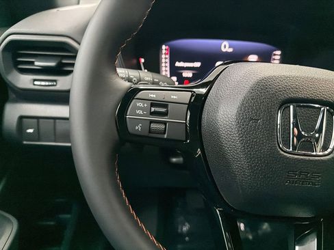 New 2026 Honda Pilot Sport image 25