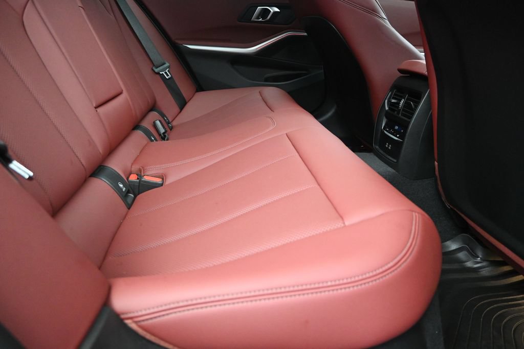 Certified 2024 BMW 330i Sedan w/ M Sport Package RWD image 22