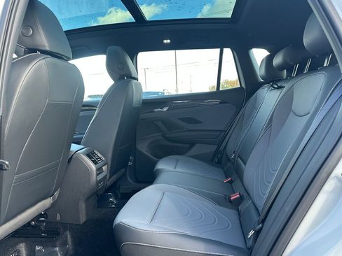 New 2026 Volkswagen Tiguan SE R-Line image 13