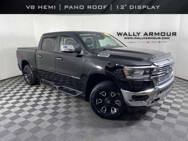 Used 2019 RAM 1500 Laramie AWD/4WD image 1