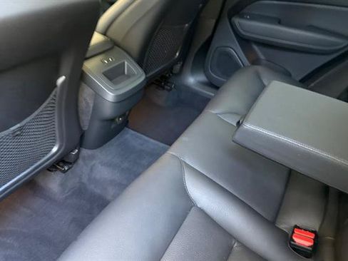 Certified 2025 Volvo XC60 B5 Plus AWD/4WD image 12