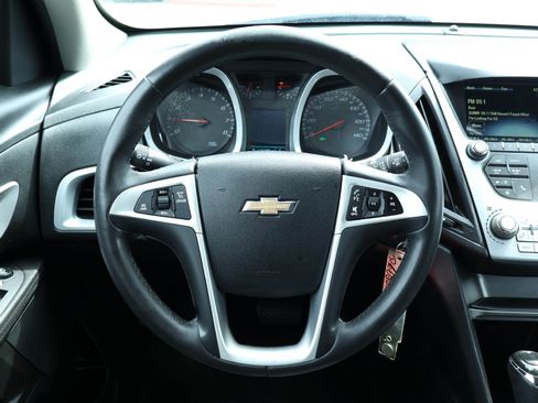 Used 2017 Chevrolet Equinox LT w/ Convenience Package image 15