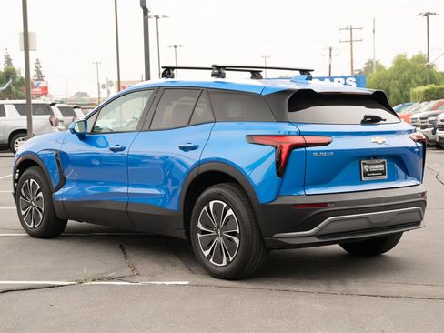 Used 2024 Chevrolet Blazer EV LT image 11