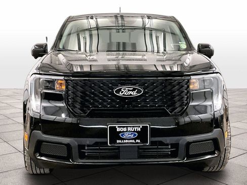 Used 2025 Ford Maverick Lariat w/ Black Appearance Package image 3