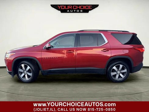 Used 2019 Chevrolet Traverse LT w/ LT Premium Package AWD/4WD image 2