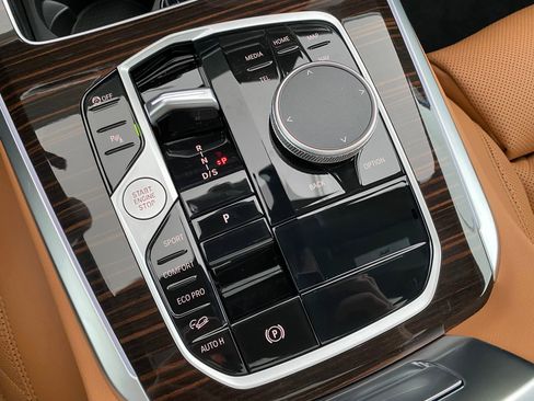 New 2026 BMW X5 xDrive40i w/ Climate Comfort Package image 21