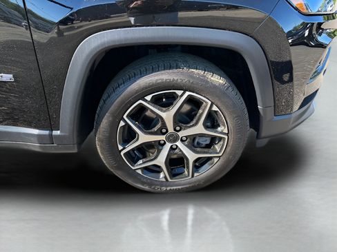 Used 2025 Jeep Compass Limited AWD/4WD image 26