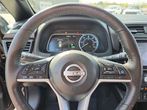 Used 2024 Nissan Leaf SV Plus FWD image 18