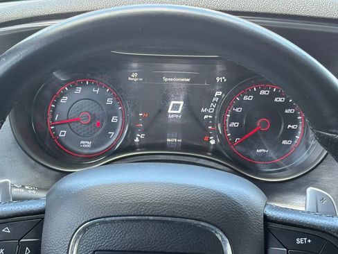 Used 2017 Dodge Charger R/T RWD image 16