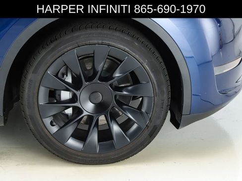 Used 2023 Tesla Model Y Long Range AWD/4WD image 53