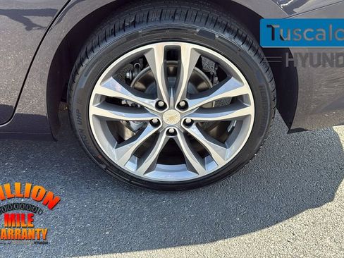 Used 2023 Chevrolet Malibu LT image 12