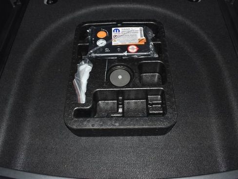 New 2026 Jeep Compass Latitude image 30