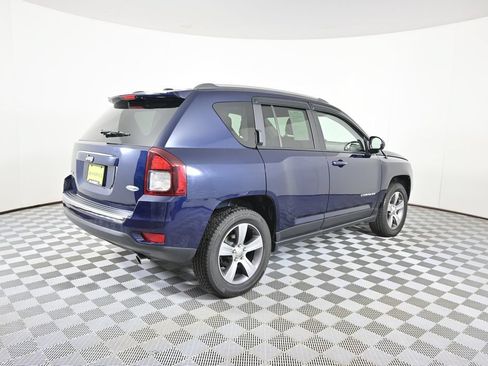 Used 2017 Jeep Compass High Altitude AWD/4WD image 6