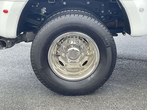 Certified 2025 Ford F350 XLT image 7