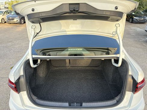 Used 2019 Volkswagen Jetta SE FWD image 20