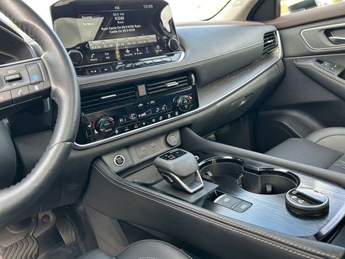 Used 2023 Nissan Rogue Platinum w/ Platinum Premium Package image 20