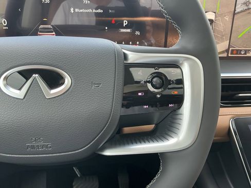 New 2026 INFINITI QX80 Luxe image 14