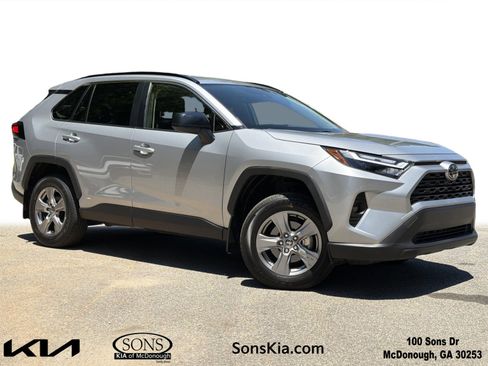 Used 2025 Toyota RAV4 LE AWD/4WD image 1